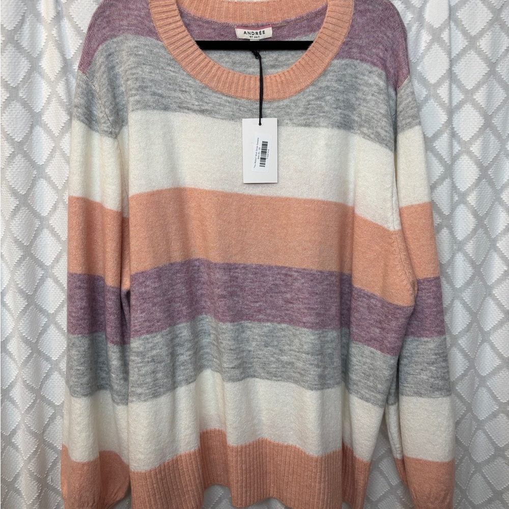 ANDREE BY UNIT Purple and Gray Crew Neck Sweater
